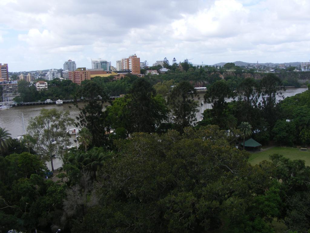 The Gardens Apartments Μπρίσμπεϊν Εξωτερικό φωτογραφία